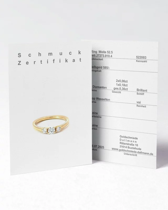 Für jedes gefertigte Schmuckstück aus unserem Hause stellen wir auf Wunsch ein individuelles Schmuckzertifikat aus – mit allen wichtigen Details zu Material, Edelsteinen & Verarbeitung.
So bist du im Fall der Fälle auf der sicheren Seite – und Dein Schmuckstück bleibt nicht nur im Herzen unvergessen ✨

#individuellerSchmuck #Schmuckzertifikat #Echtheitszertifikat #Goldschmiedekunst #maßgefertigt #goldschmiede #dallmann #buxtehude #fyp
