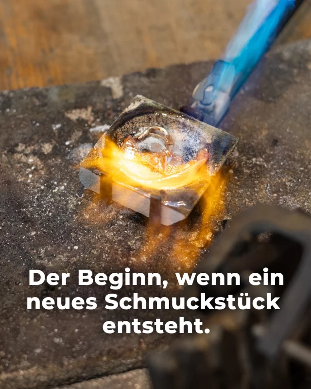 In unserer Werkstatt entsteht Schmuck, der Geschichten erzählt – ob Verlobungsringe, Trauringe, Erinnerungsstücke aus altem Schmuck oder ganz persönliche Unikate ✨

#golddchmiede #dallmann #schmuck #juwlery  #ring #trauringe #unikat #handarbeit #handmade #handwerk #juwelier #fyp